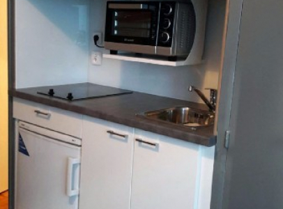 Kitchenette dans un placard Paris 11e