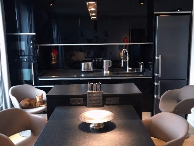 ilot cuisine granit noir