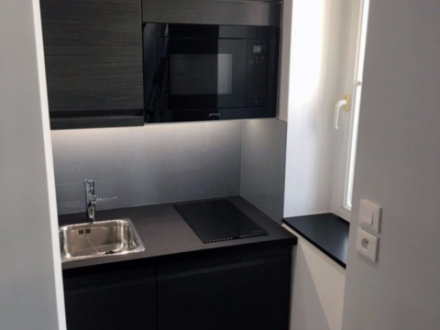 Kitchenette 102x650 Paris 15e