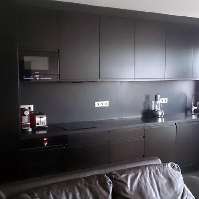 Croacia Laque Noire