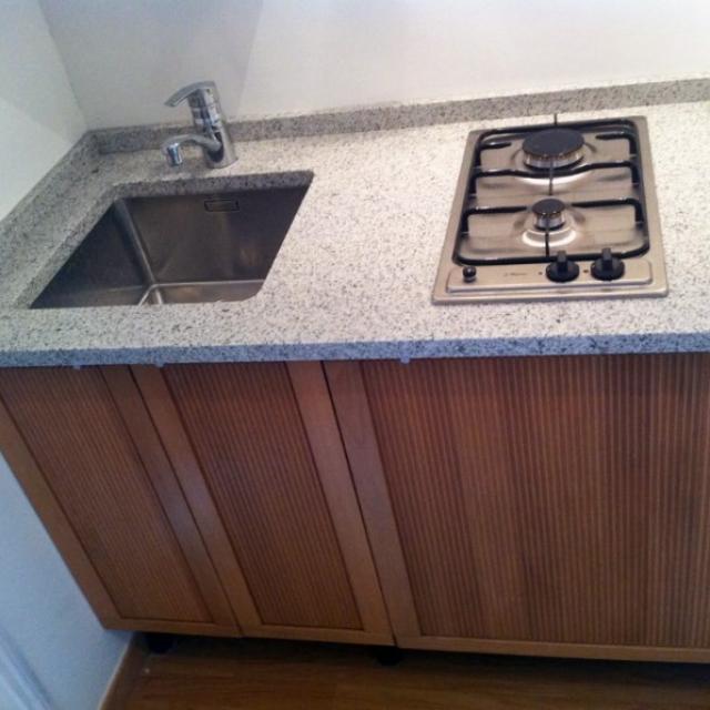 Kitchenette sur mesure en granit