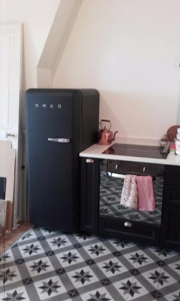 Frigo retro pour ma cuisine fifties noire et blanche. Gorenje, Smeg, Bosh -  BELLE JOURNEE